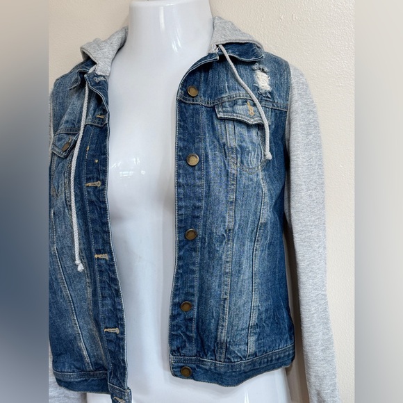 Life in Progress Blue Jean Jacket with Gray Sleeves - Picture 4 of 7